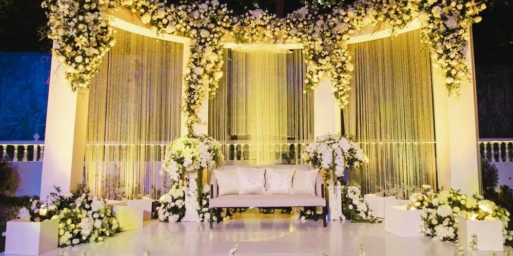 What is the Importance of a Wedding Stage?
