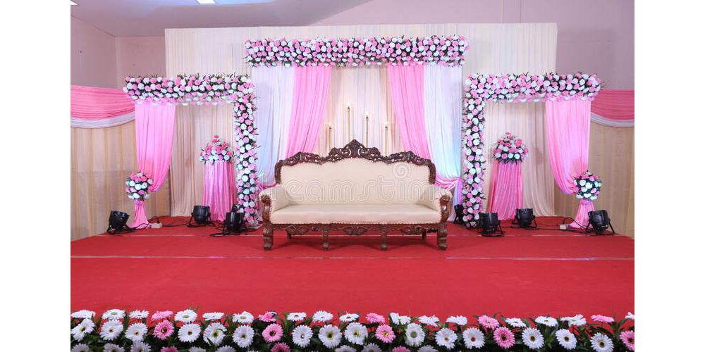 Best Ideas for a Low Budget Wedding Stage Decoration